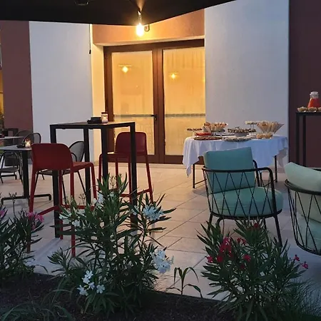 Отель L'insolito Posto *