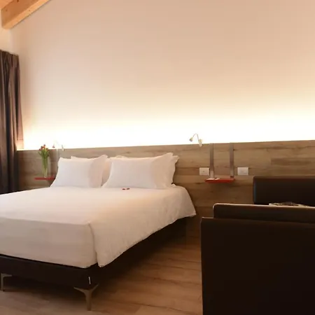 Hotel L'insolito Posto Sabbioncello